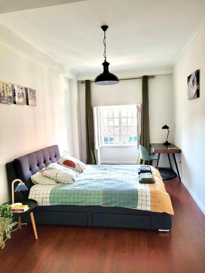 Charm City Center Apt 140M2 & Free Parking Lägenhet Braga Exteriör bild